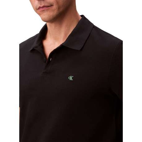 Polo en coton noir uni à coupe slim avec le logo brodé en petit - Image 3
