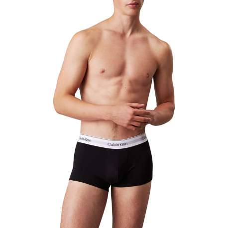 Lot de 3 boxers en coton noirs unis courts avec le nom de la marque - Image 4
