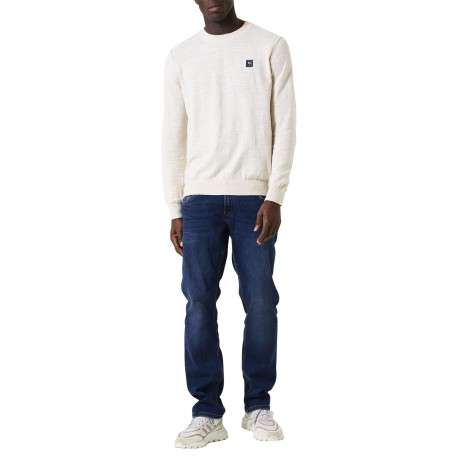 Pull en coton écru uni à coupe droite avec patch de la marque - Image 5