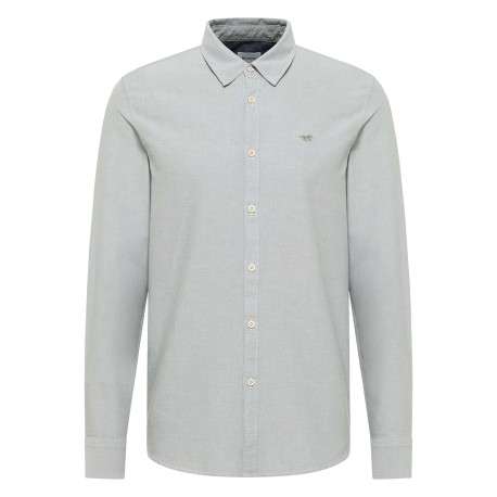 Chemise en coton grise avec un col chemise et boutonnière à l'avant
