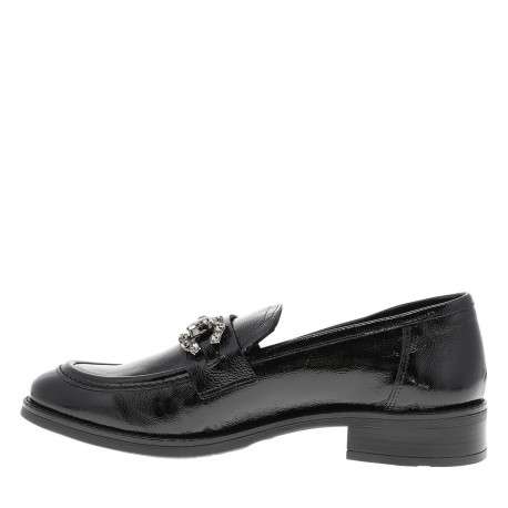 Mocassins en cuir noirs vernis avec semelle à talon plat et strass