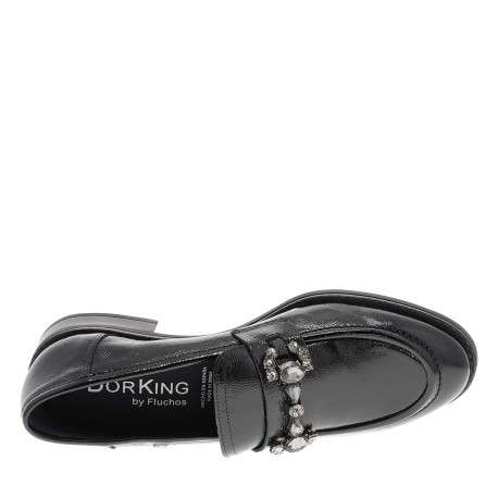 Mocassins en cuir noirs vernis avec semelle à talon plat et strass - Image 4