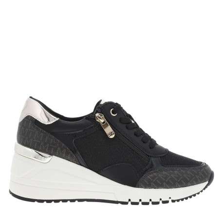 Baskets running noires avec semelle à talon compensé moyen et lacets
