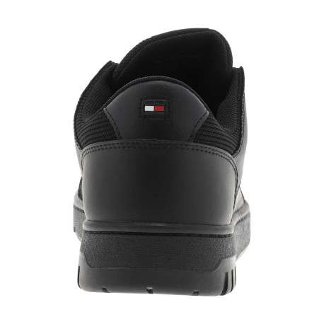 Sneakers en cuir noires à lacets avec semelle à talon plat embossé - Image 6