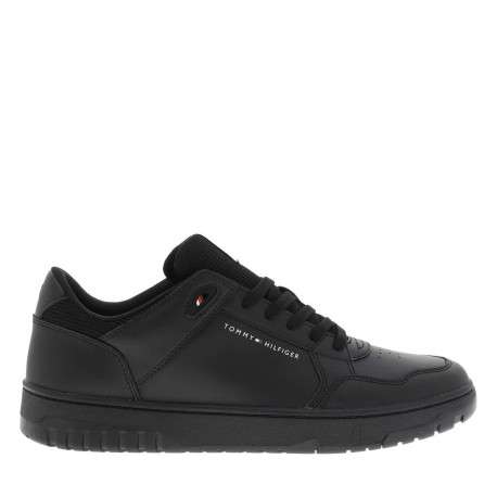 Sneakers en cuir noires à lacets avec semelle à talon plat embossé - Image 2