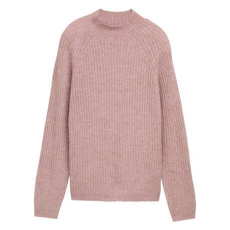 Pull rose uni côtelé avec un col rond et des manches longues