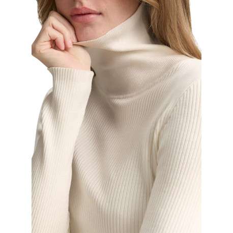 Pull écru uni avec un col roulé côtelé et des manches longues - Image 4