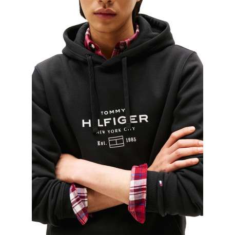 Sweat noir motif fantaisie pourvu d'un col à capuche avec cordons de serrage - Image 4