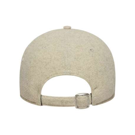 Casquette 9Forty® beige strapback aspect molleton ajustable à l'arrière - Image 2