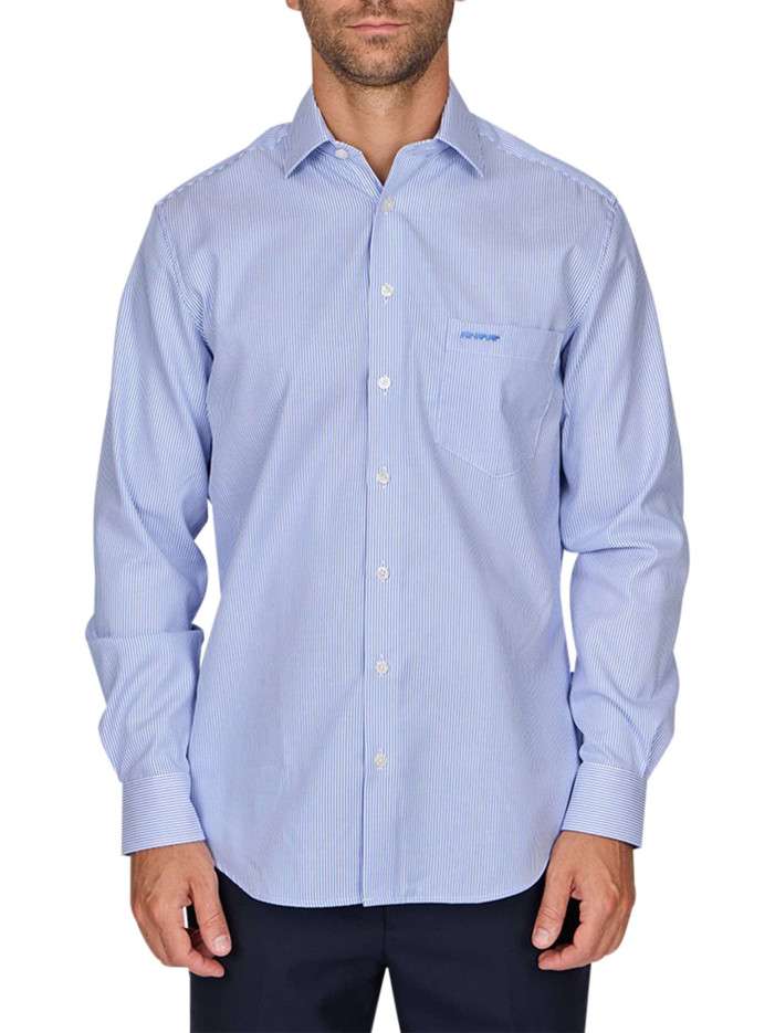 Chemise en coton bleue ciel...