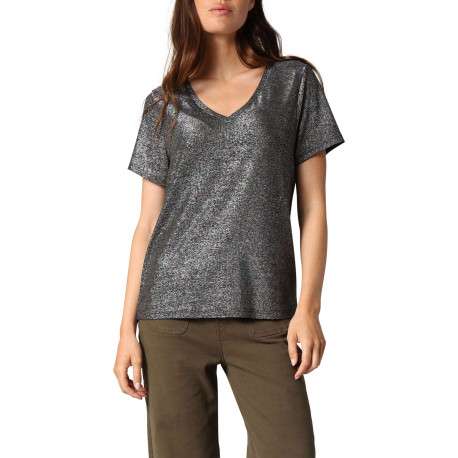 T-shirt argenté incrusté de fils lurex avec un col v et des manches courtes