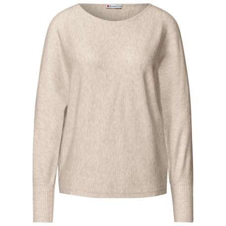 Pull beige uni avec une coupe droite à col rond et des manches longues