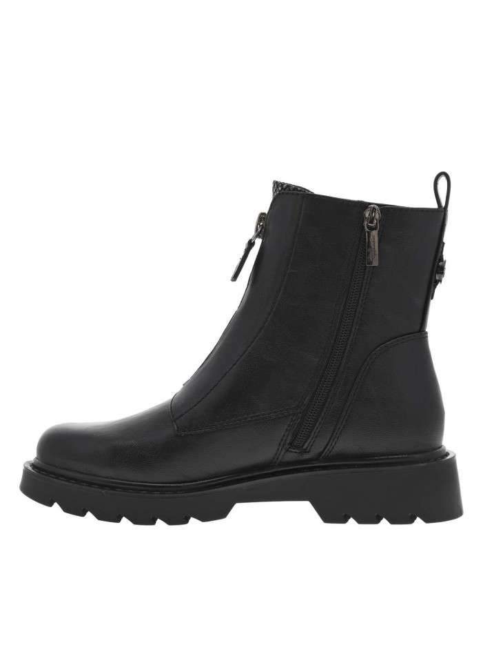 Boots noires à talon plat...
