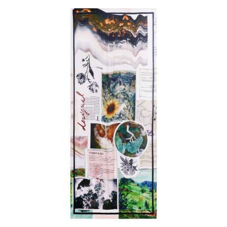 Grand foulard écru avec des imprimés photographiques