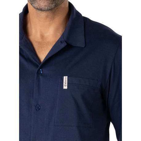 Pyjama long en coton bleu marine à carreaux avec un col chemise et une poche - Image 3