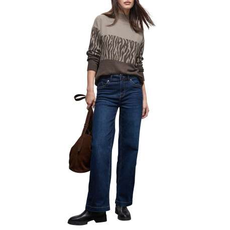 Pull marron orné d'un motif animalier et pourvu d'un col montant - Image 5