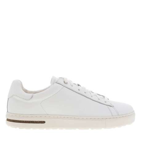 Tennis blanches en cuir à talon plat avec renfoncement effet copeaux et à lacets