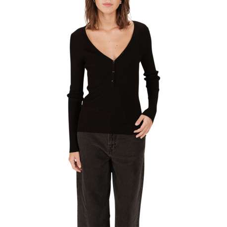 Pull noir en maille côtelée avec une coupe ajustée et un col v profond - Image 3
