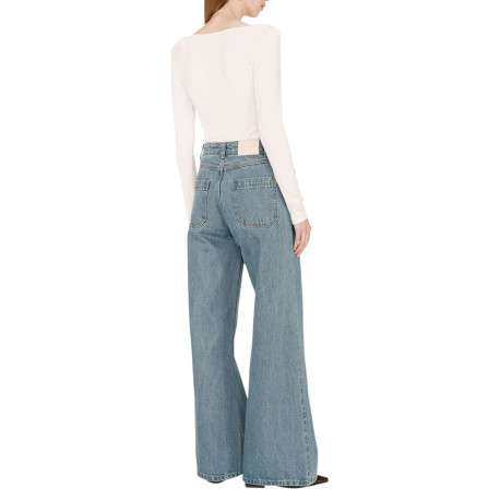 Jean 5 poches en coton bleu ciel délavé avec une coupe bootcut - Image 4
