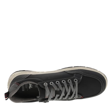 Sneakers noires à talon plat avec des lacets plats gris et un zip - Image 5