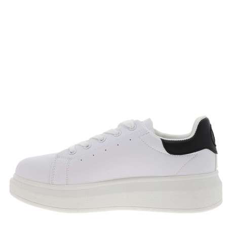 Tennis blanches à talon plateau avec des lacets plats et logo brodé
