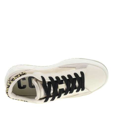 Sneakers or avec motif léopard avec un talon plateau des lacets plats - Image 4