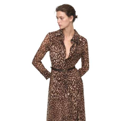 Robe longue brune à motif léopard pourvue d'une coupe midi et d'un col à rabats - Image 6