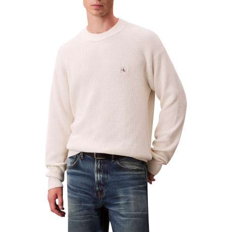 Pull en coton écru à maille effet gaufrée avec un col rond et coupe droite - Image 4