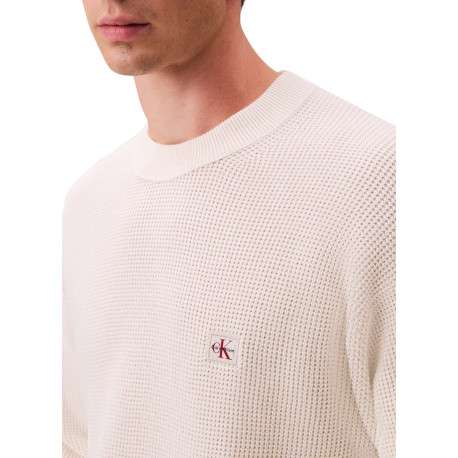 Pull en coton écru à maille effet gaufrée avec un col rond et coupe droite - Image 6
