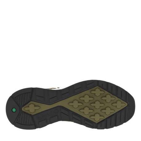 Sneakers en cuir brunes à talon plat avec des lacets ronds avec logo embossé - Image 6