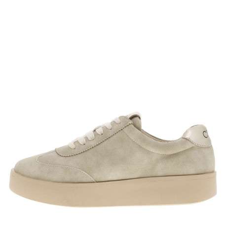 Tennis beiges à talon plateau avec des lacets plats et logo embossé