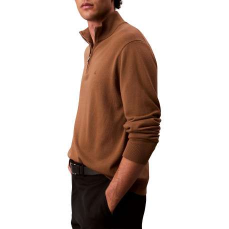 Pull en laine camel uni avec une coupe droite et un col camionneur - Image 4