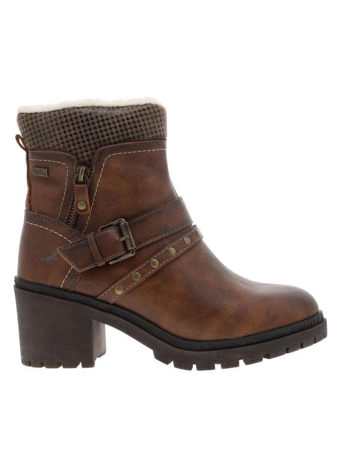 Boots marron à talon...