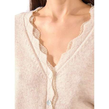 Gilet beige en maille fine avec un col v en dentelle et des manches longues - Image 5
