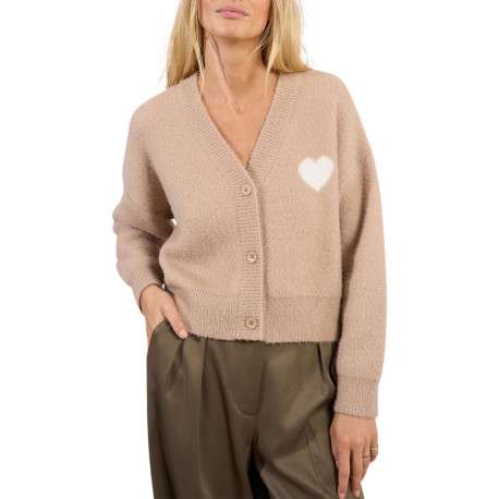 Gilet beige en maille tricotée avec un cœur imprimé et un col v