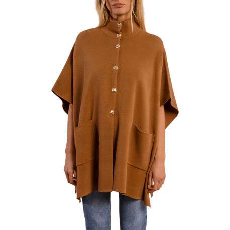 Poncho camel en maille fine avec des boutons dorés et 2 poches plaquées