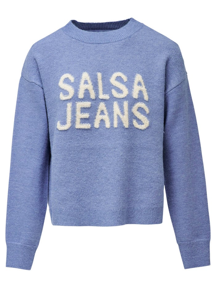 Pull bleu à motifs avec une...