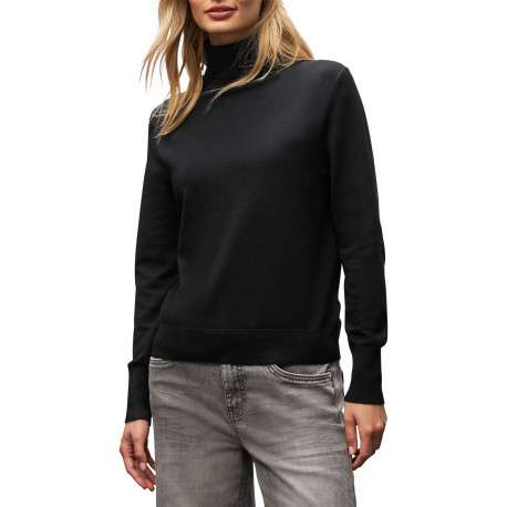 Pull noir uni pourvu d'un large col roulé et de manches longues - Image 2