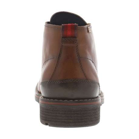 Bottines en cuir brunes à talon décroché bas avec des lacets ronds - Image 7