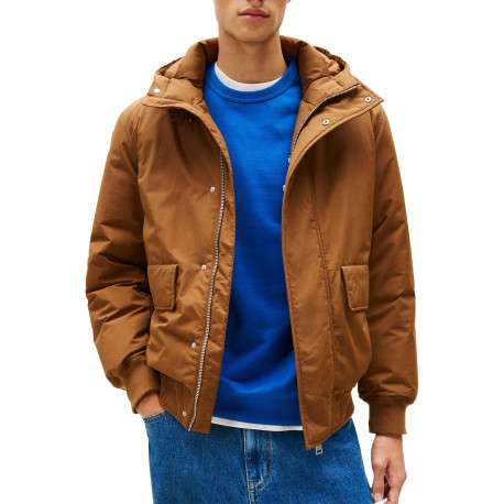 Blouson camel uni avec une coupe ajustée et un col à capuche réglable - Image 2