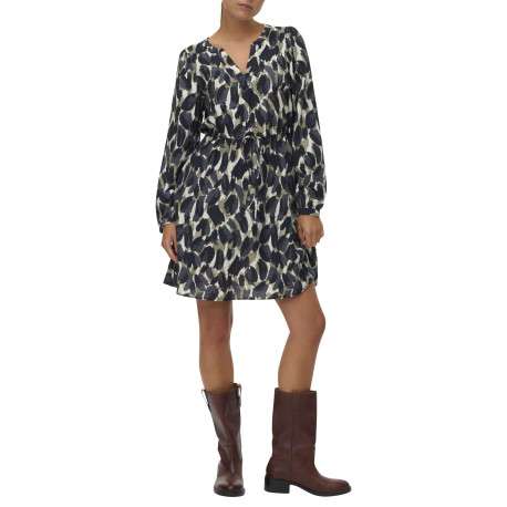 Robe courte blanche, noire et kaki avec une coupe fluide et un col V - Image 4
