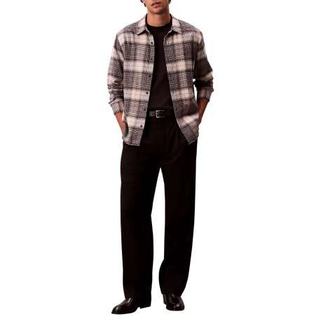 Chemise en coton beige et marron à carreaux avec des manches longues