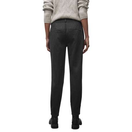 Pantalon noir imprimé chevrons avec une coupe chino à zip et et à boutons - Image 4