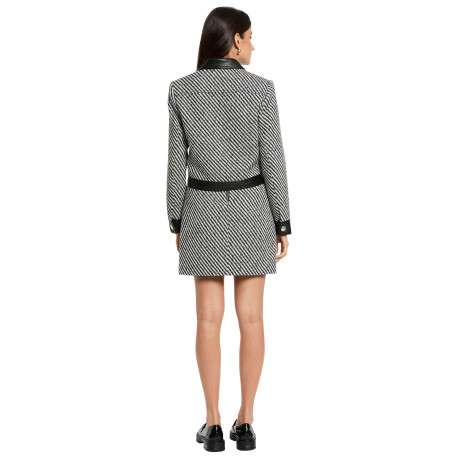 Jupe courte noire et blanche rayée en tissu tweed ornée de boutons - Image 3