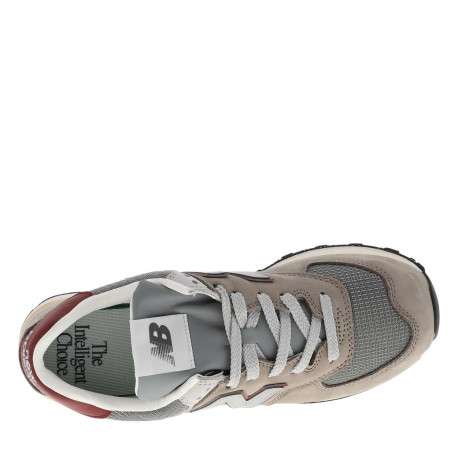 Baskets multisport sable à talon plat avec un logo brodé aux côtés - Image 4