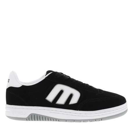 Baskets skate noires à talon plat avec un logo en relief au talon - Image 2