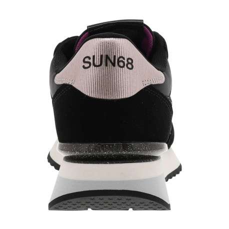 Baskets running noires à talon plat avec un patch de la marque sur la languette - Image 6