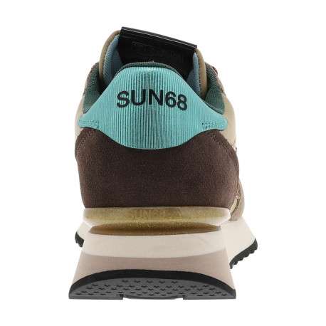Baskets running taupe à talon plat avec un patch de la marque sur la languette - Image 6