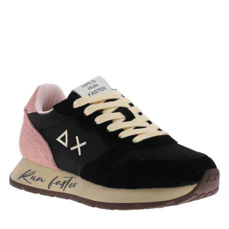 Baskets noires en cuir à talon plat avec des lacets et logo brodé écru - Image 3