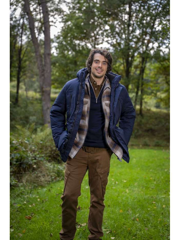 Veste beige à motif...